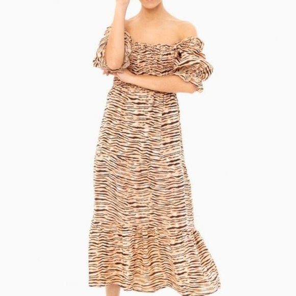 Faithful The Brand De Christin Midi Dress in the Wyldie Animal Print Linen - Picture 7 of 10